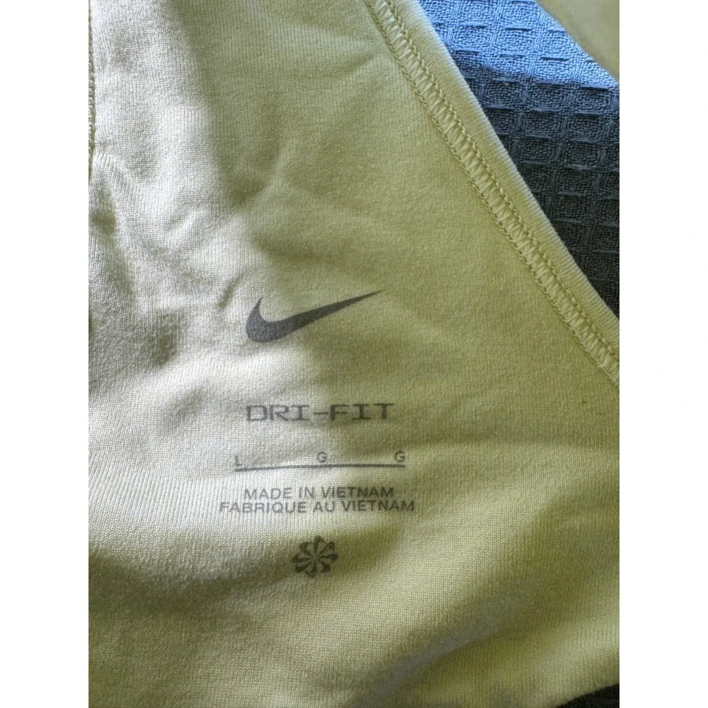 Nike Dri-FIT Swoosh Sports Bra Girls Large Yellow FD2284-113